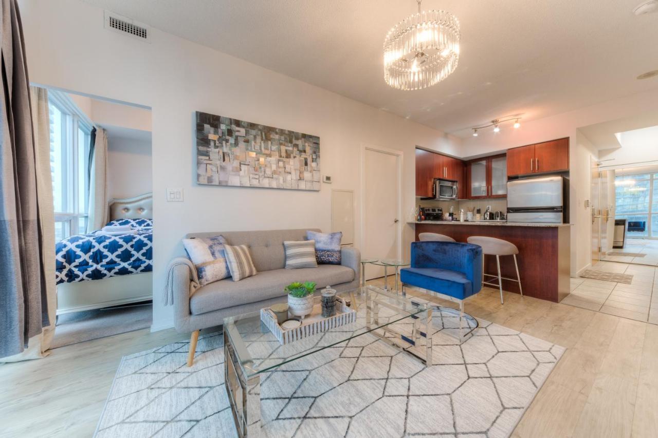 Stylish Newly Furnished Condo With Beautiful Lake View Toronto Dış mekan fotoğraf