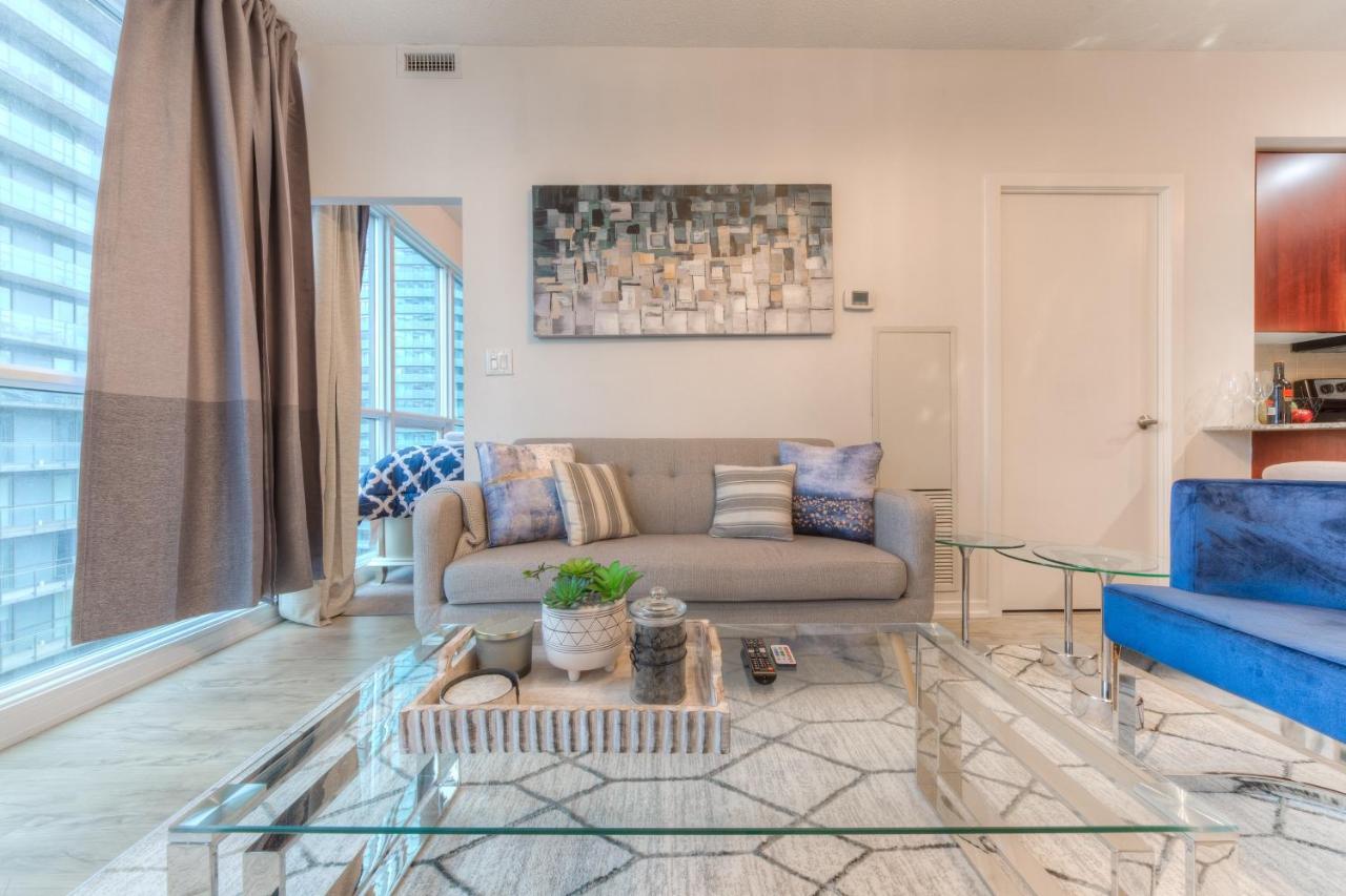 Stylish Newly Furnished Condo With Beautiful Lake View Toronto Dış mekan fotoğraf