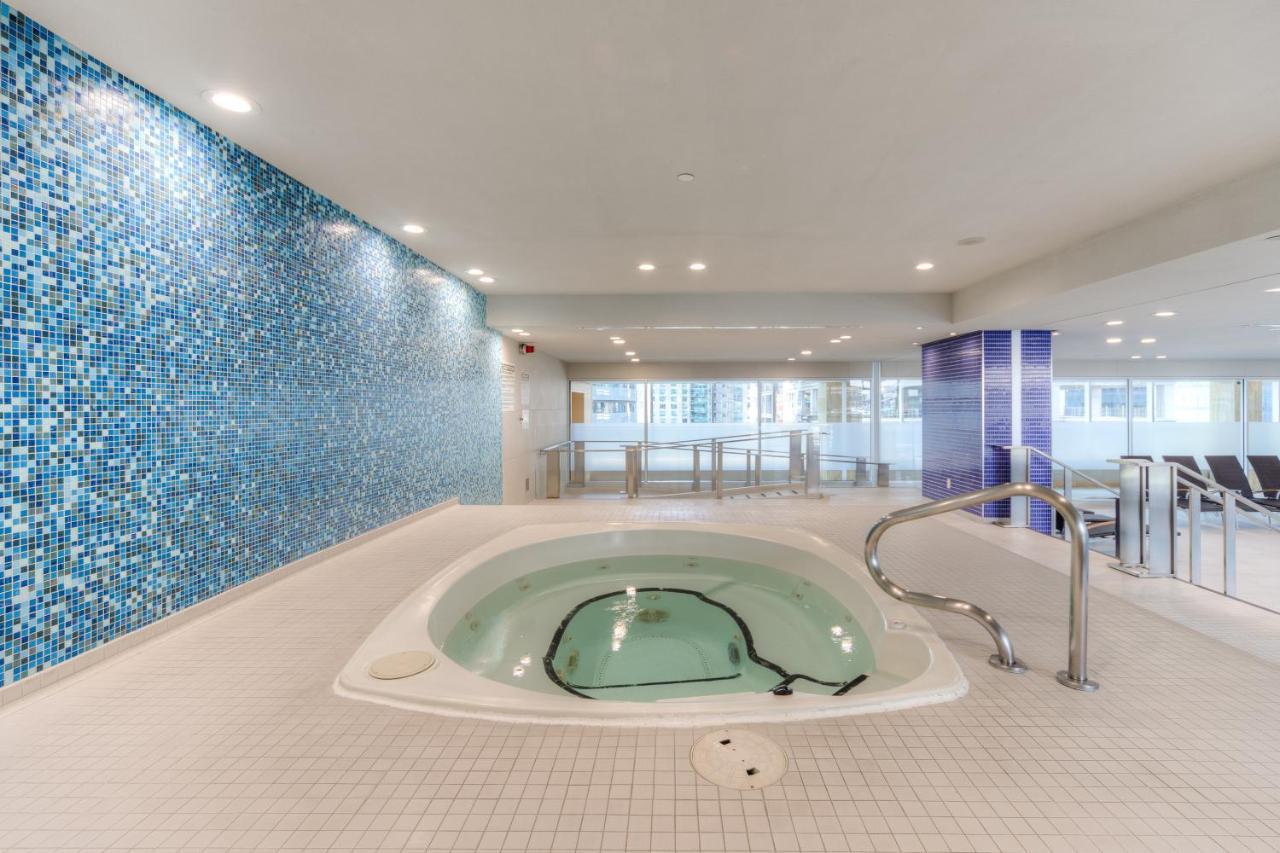 Stylish Newly Furnished Condo With Beautiful Lake View Toronto Dış mekan fotoğraf