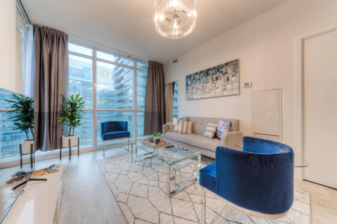 Stylish Newly Furnished Condo With Beautiful Lake View Toronto Dış mekan fotoğraf